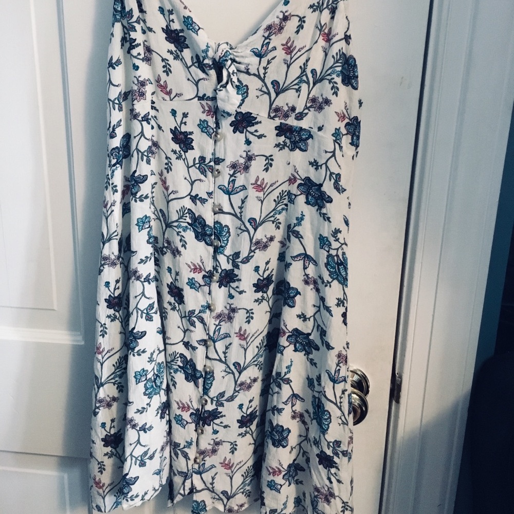 AE Floral Spaghetti Strap Dress 🌸🌸🌸